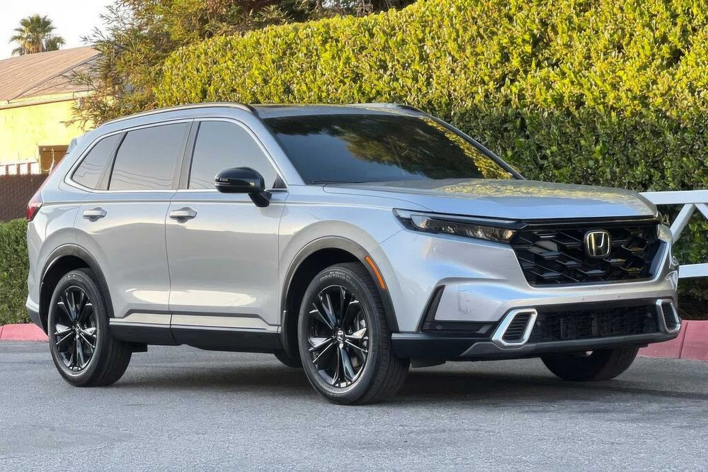 Honda CR-V Hybrid Sport Touring      2023