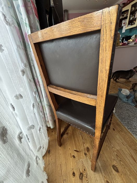 Sprzedam 3 krzesła skóra drewno