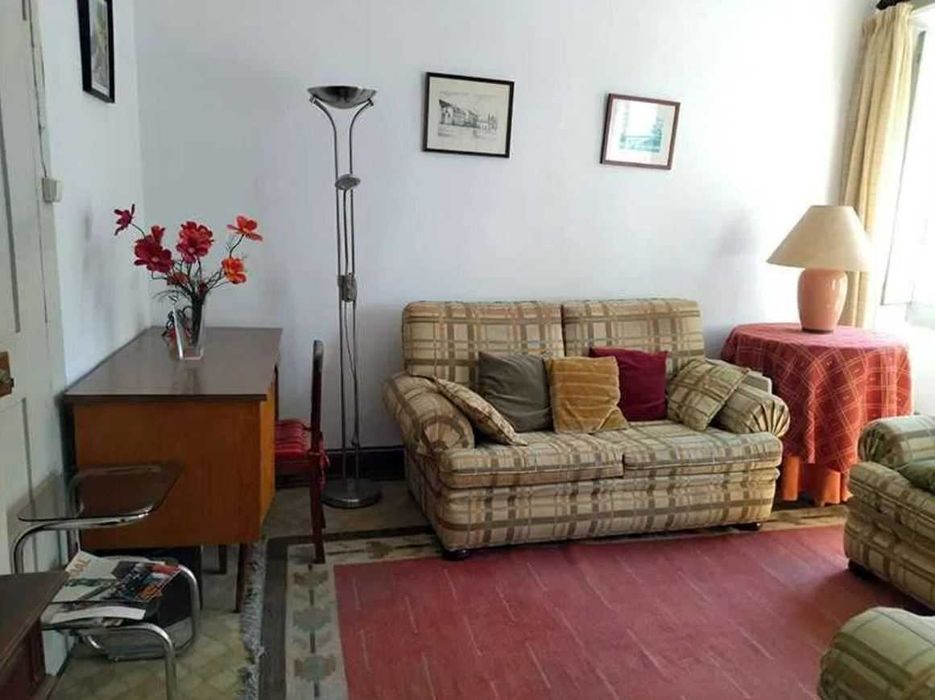 Quarto na Alta de Coimbra  (5 min a pé da Universidade)
