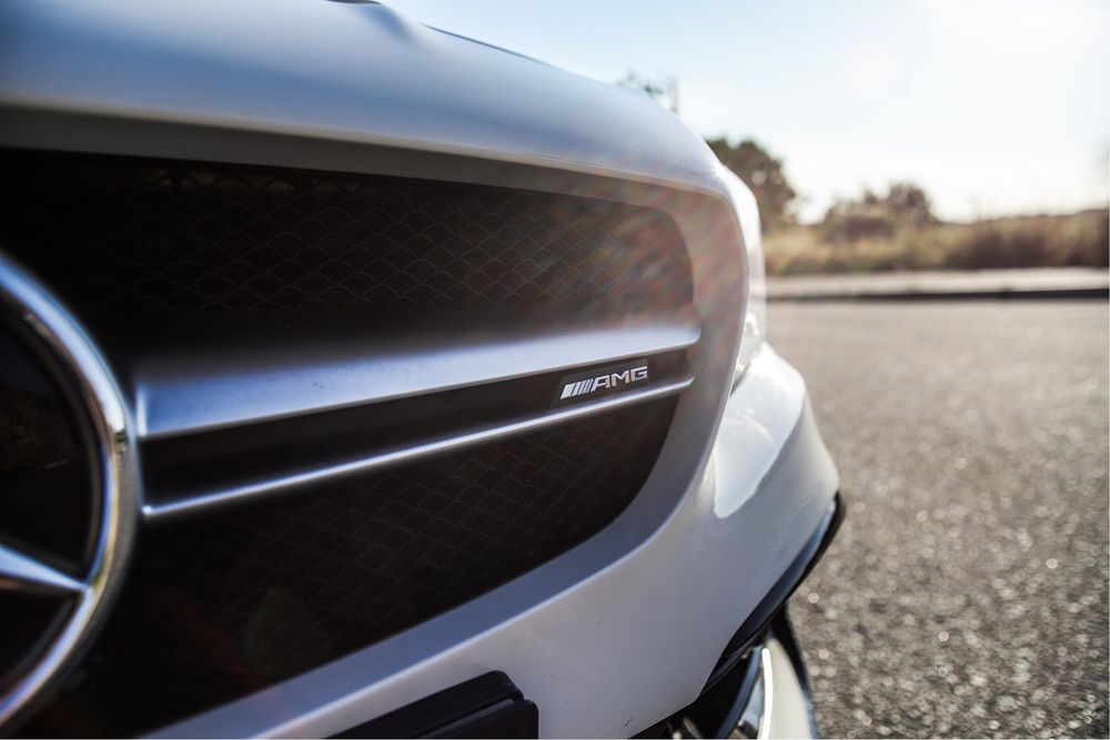 Mercedes-Benz CLA 45 AMG 4MATIC Shooting Brake 381cv