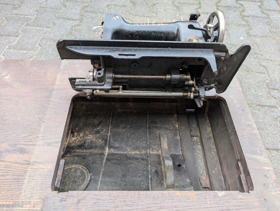 Adler Maszyna do Szycia