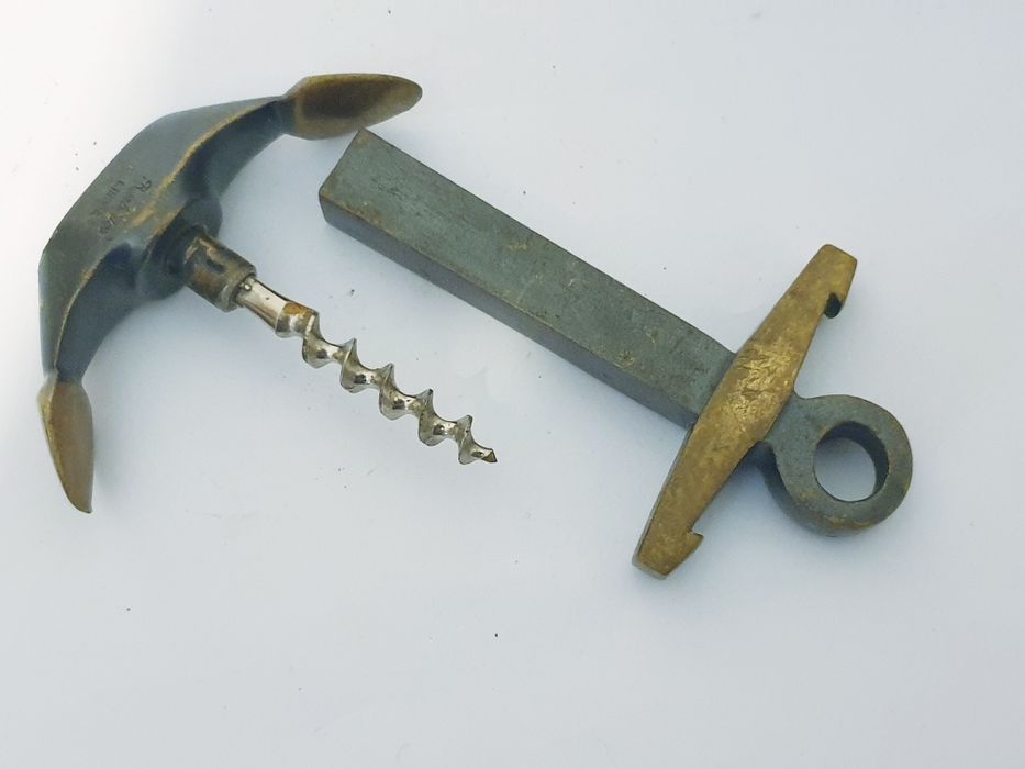 Antigo saca rolhas - âncora - em bronze Barbeitos Lisboa