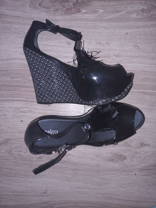 Melissa 40 koturny sandały