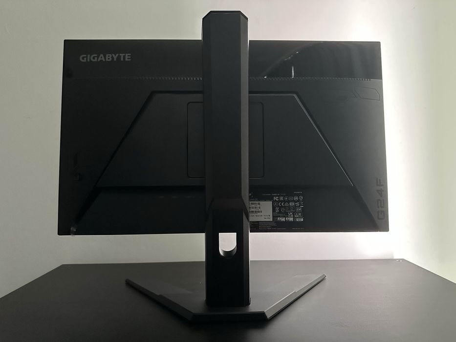 Monitor Gigabyte G24F