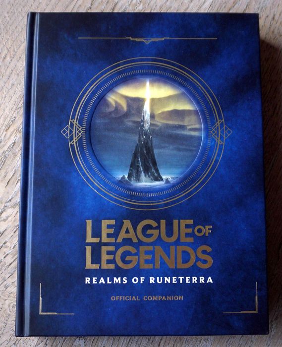 League of Legends - Realms of Runeterra - Official Companion
