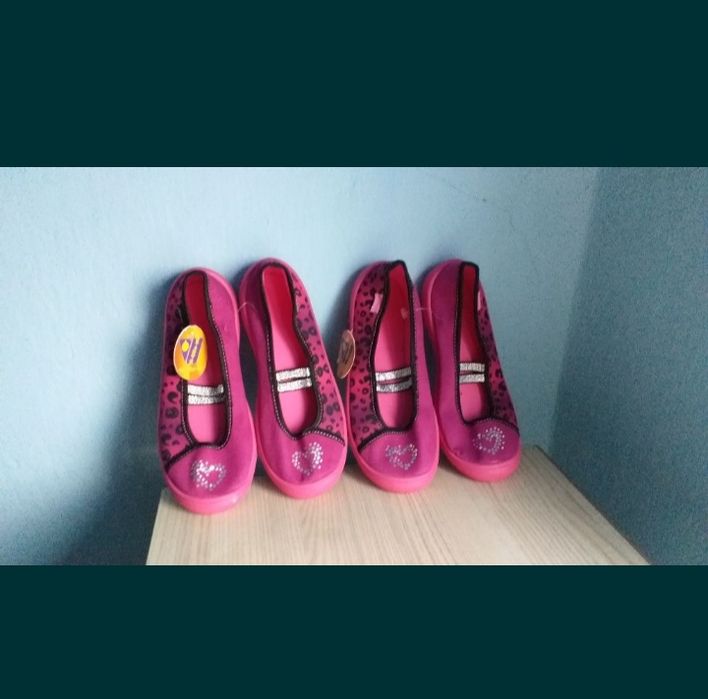 Oddychające kapcie szkolne zmienne 35