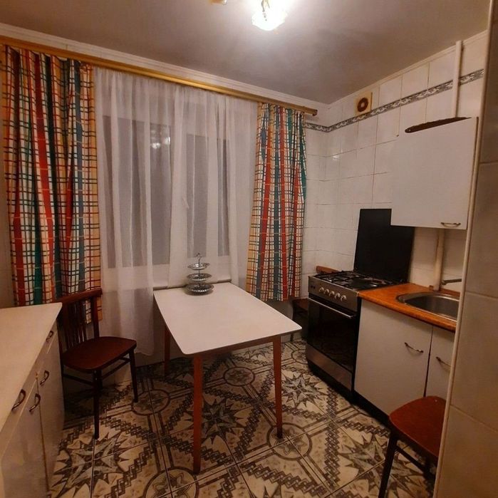 Мечникова больница Нагорка 2к Героев Крут 8 - 750 грн в сутки