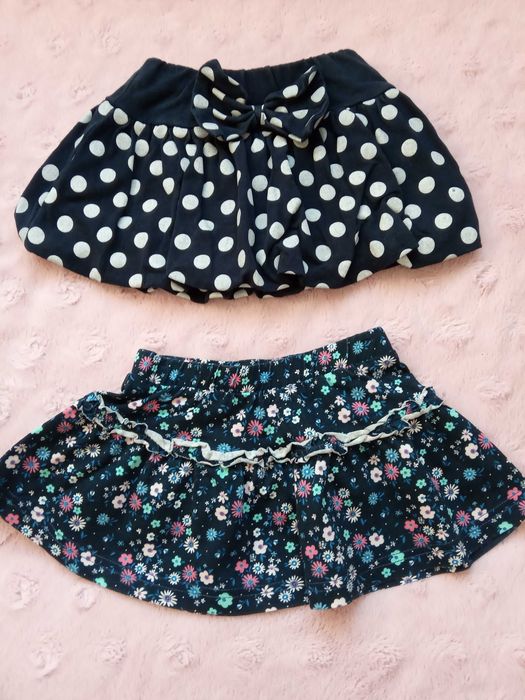 Spódniczki dziewczęce,  bombka, r. 74 Zestaw