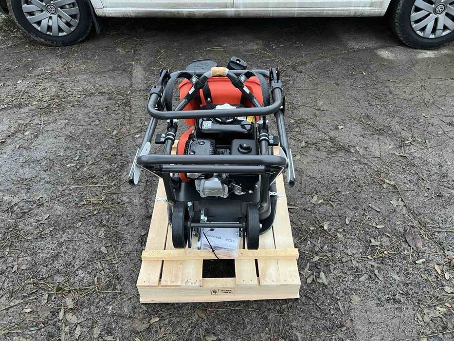 Продаю Віброплиту і Віброногу