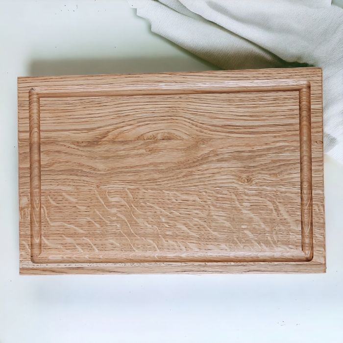 Обробна кухонна (розділочна) дошка з дуба 30х20х2,5 см.