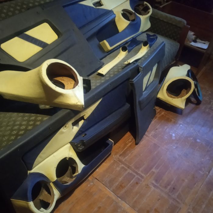 Авто звук шкіряний салон ваз 21013