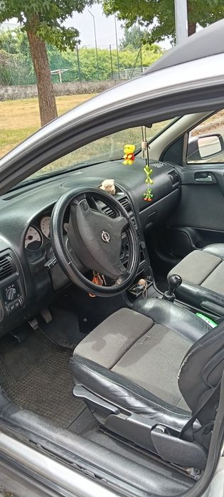 Carro Opel Astra
