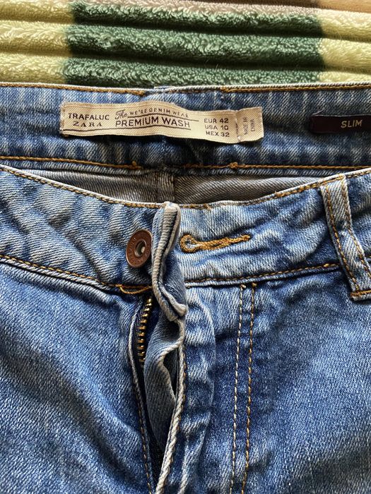 Є джинси в наявності