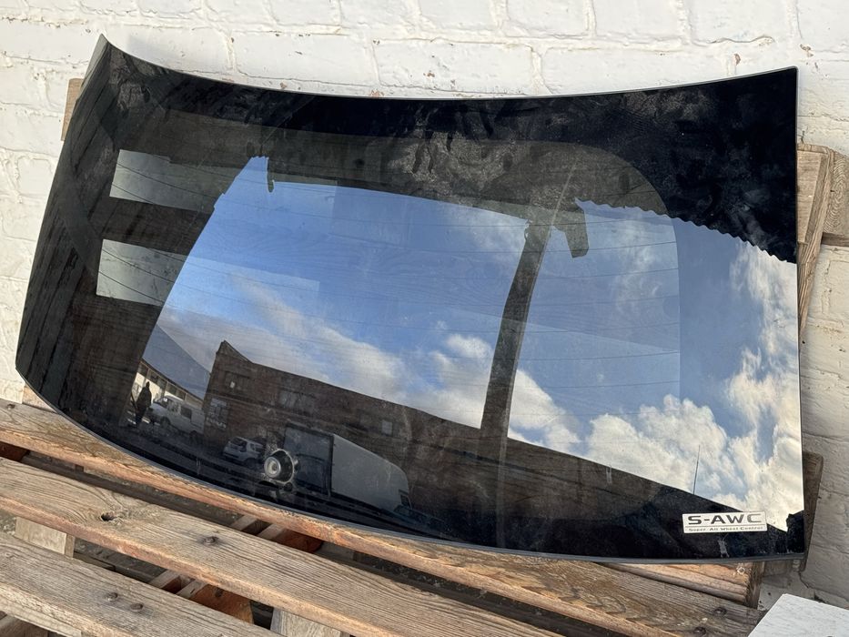 Скло задньої ляди Mitsubishi Outlander 3