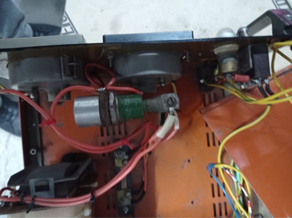 Блок питание или зарядное для АКБ