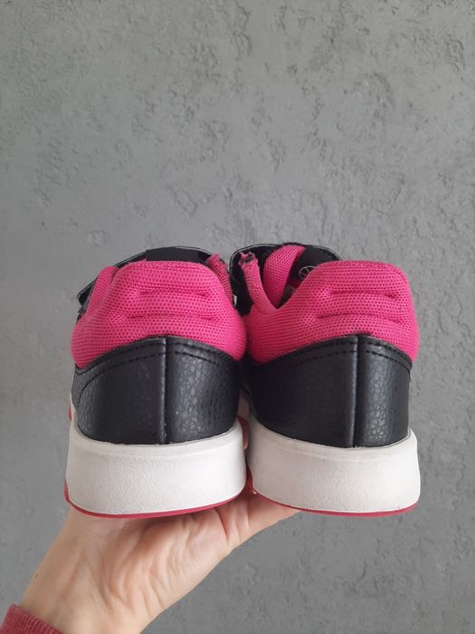 Buty Adidas Tensaur r. 30
