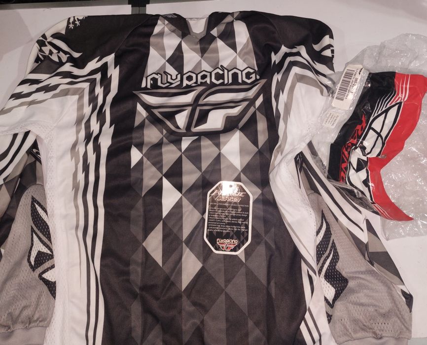 Material BTT, DH, Freeride, Jersey, capacetes, etc