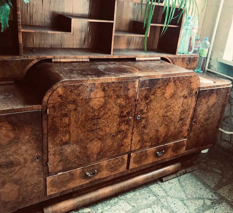 Антикварний комод