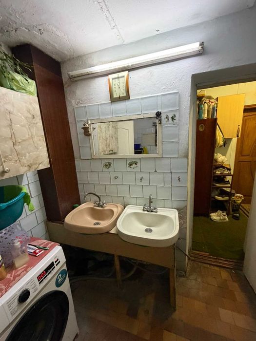 45581 Продаж кімнати в гуртожитку , гарний стан , без комісії