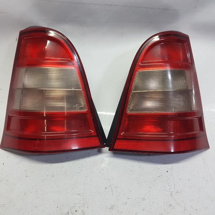 Farol farolin espelho Mercedes Classe A