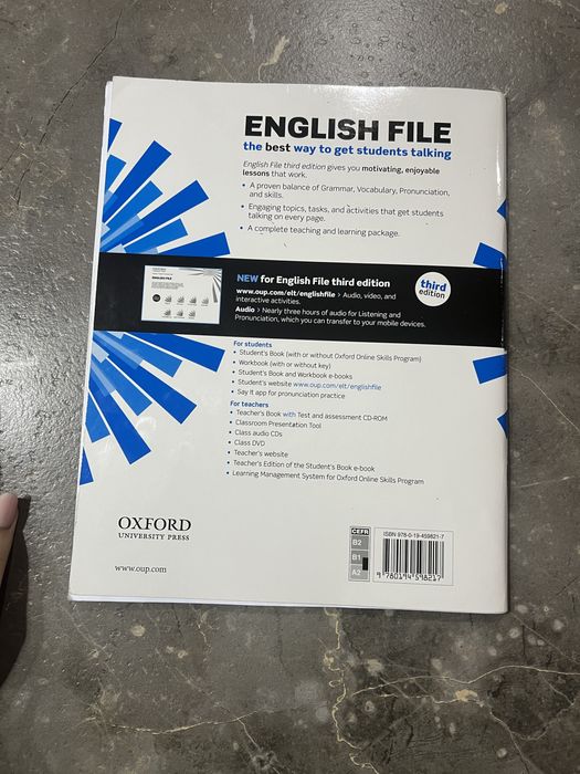 ENGLISH FILE Pre-intermediate Workbook 3 ed