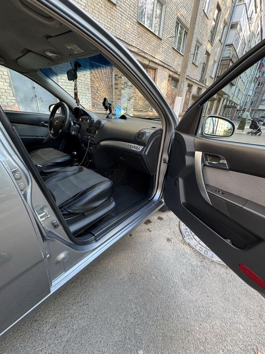 Продам Шевроле Авео 2008 рік, 1.4 бензин, хечбек