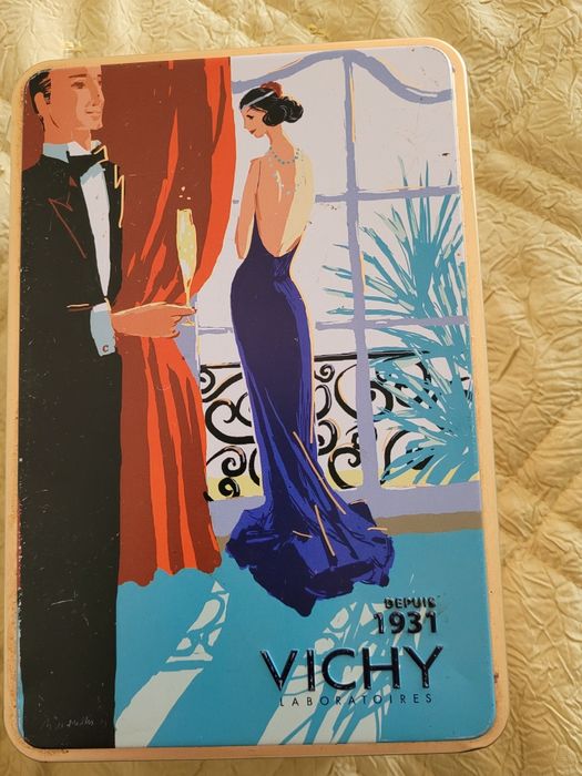 Pudełko vichy 1931