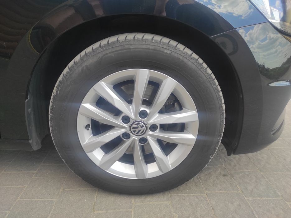 Фольксваген тоуран