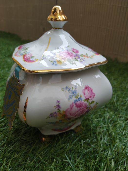 Peça em porcelana Limoges
