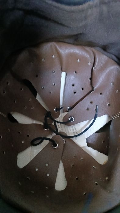 Kask MO, orzeszek milicja PRL