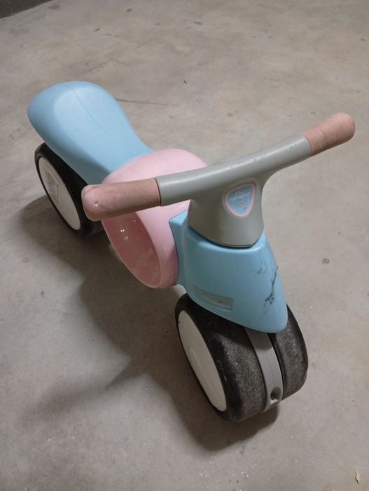 Bicicleta de equilíbrio sem pedais