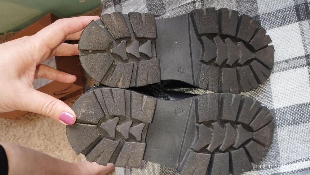 Жіночі чобітки зимові