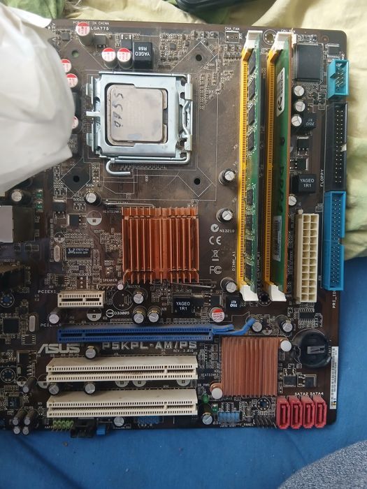 Комплект asus p5 kpl am-ps + core 2 duo e4600 і з оперативною памятю 3гб