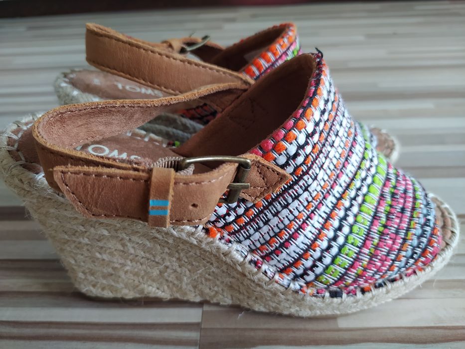 NOWE Espadryle sandały 35,5 Toms Monica Cherry Tomato