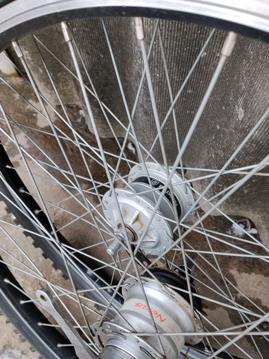 Колесо 26 с планетарной втулкой Shimano Nexus  7 передач  ,динамовтулк