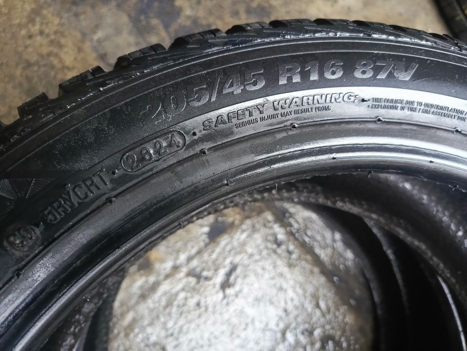 Sprzedam prawie nowe opony Kumho 205/45 r16