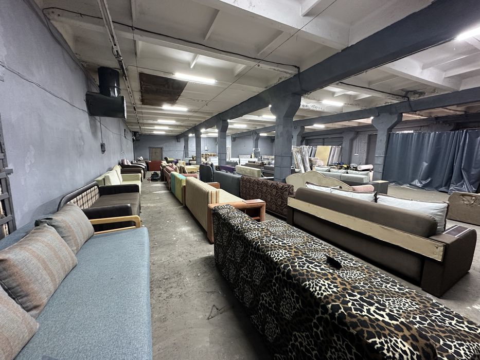 Склад б/у диванів в Житомирі, ліжка, комоди шафи матраци двоспальні