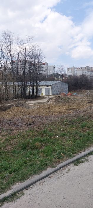 Гараж ділянка приватизований