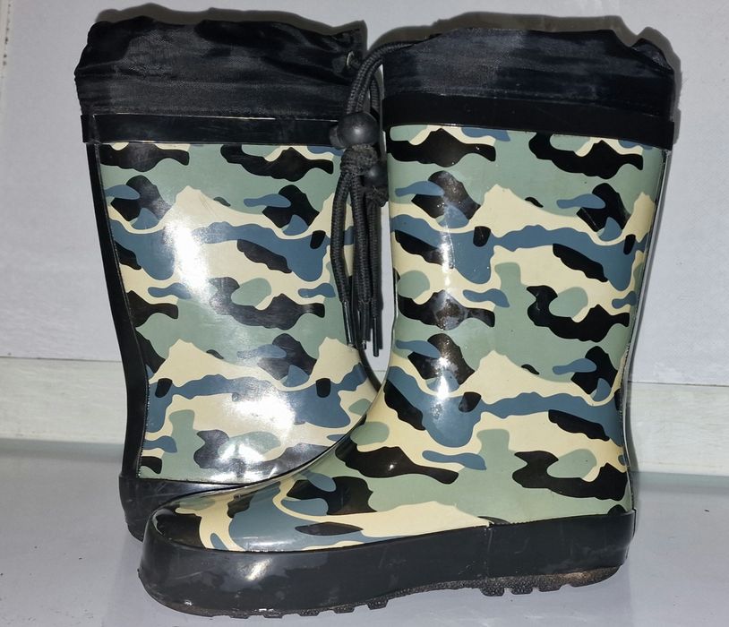 Kalosze,gumowce chlopiece roz 30 (wkładka 18 cm)