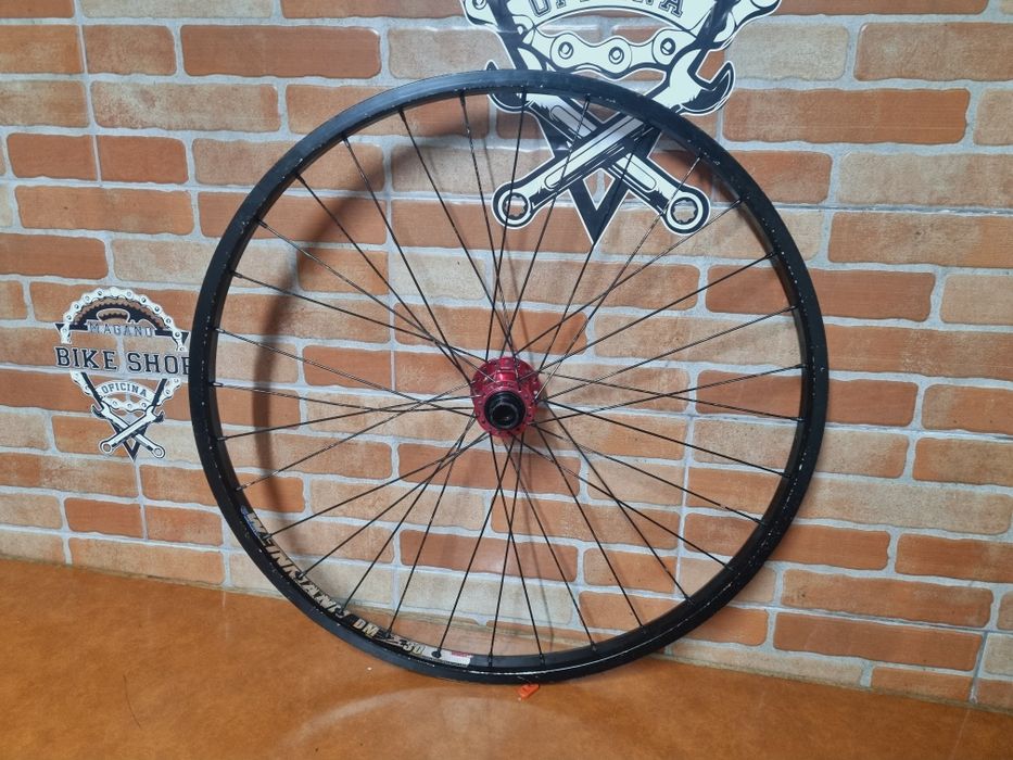 Roda frente DH 26 20mm