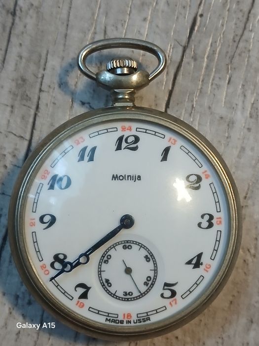 Molnija  antyk dizajn ZSSR