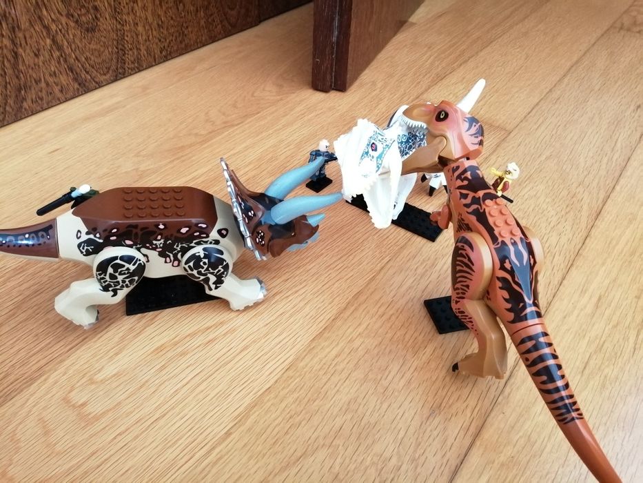 Dinossauros lego jurassic world