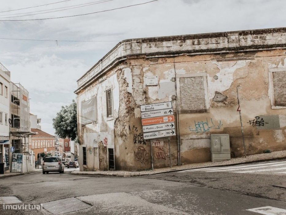 Prédio em PT - Lisboa - 6 frações