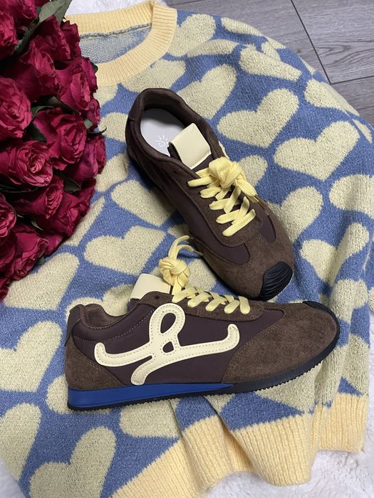 шоколадні комбіновані кросівки