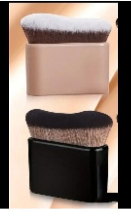 Пензлик для макіяжу