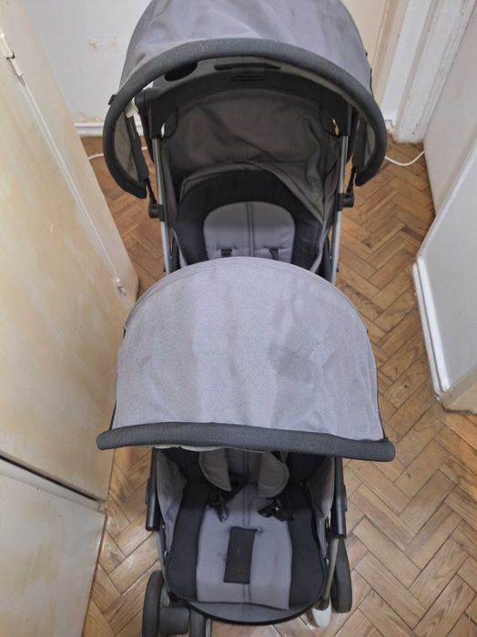 Carrinho de Gémeos em bom estado