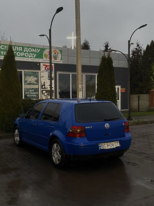 Golf 4 1.6 в хорошому стані