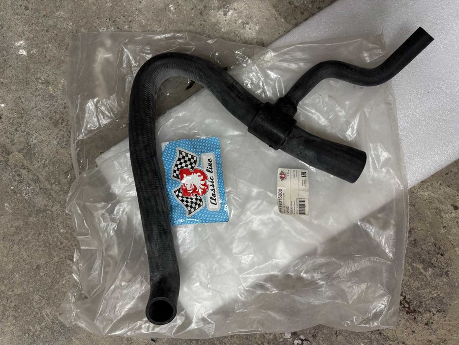 Патрубок радіатора системи охолодження двигуна VW T4