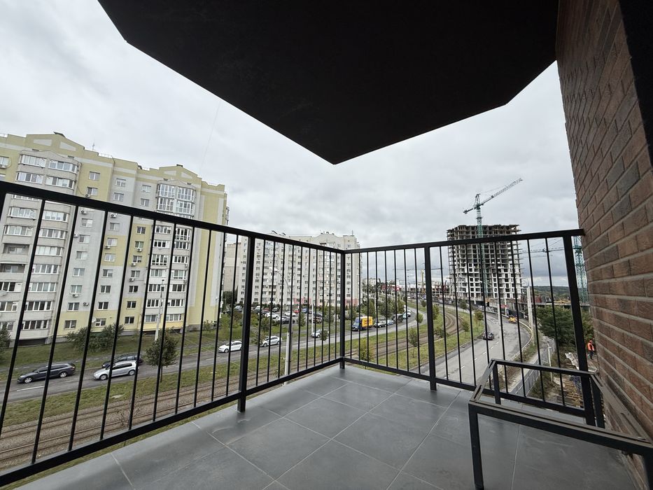 Продаж квартири в житловому комплексі бізнес класу