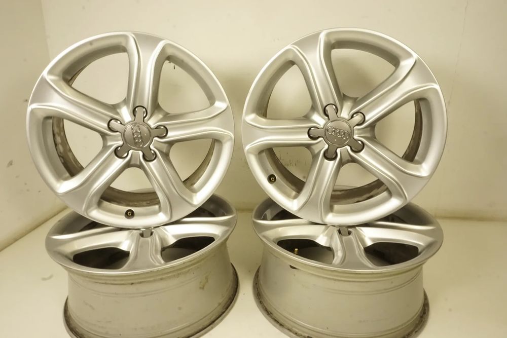 Felgi aluminiowe 17 Audi A3 A4 A5 A6 A7 A8  Q3 Q5 ET45 Oryginał